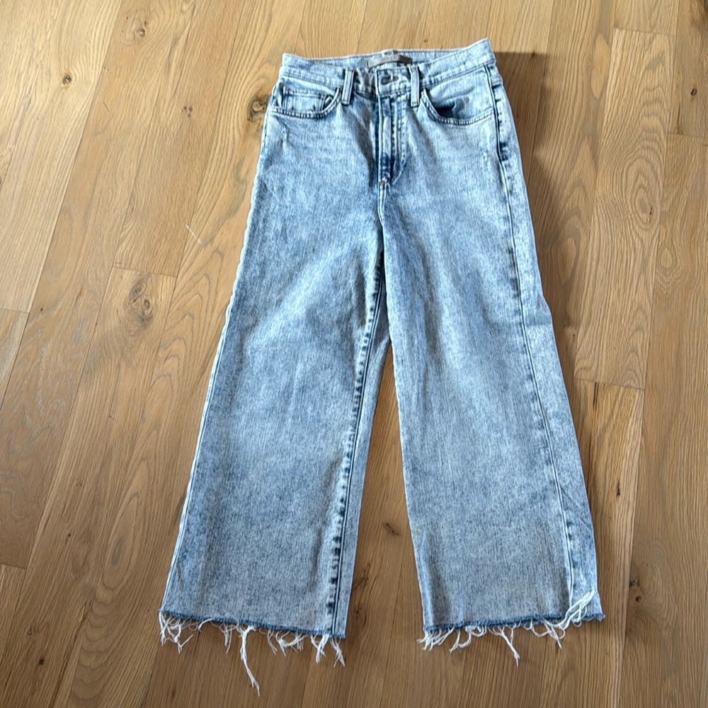 Joe's Jeans Light Blue Cropped Jeans